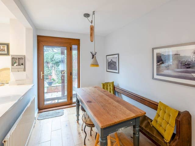 Dining Area | Strugglers Retreat - Lincoln Retreats, Lincoln