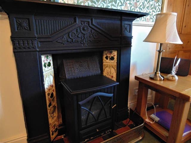 Feature fireplace | Oswin Cottage, Alnwick