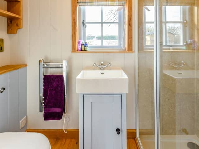 Shower room | Spire View Hut, Alderbury, near Salisbury