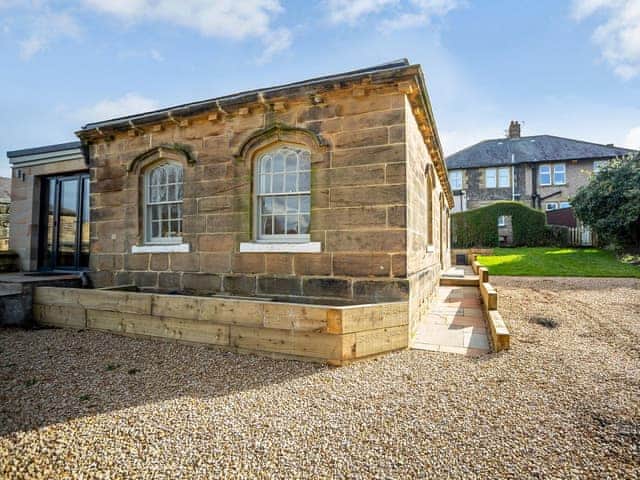 Parking | Glebelands Lodge, Alnwick