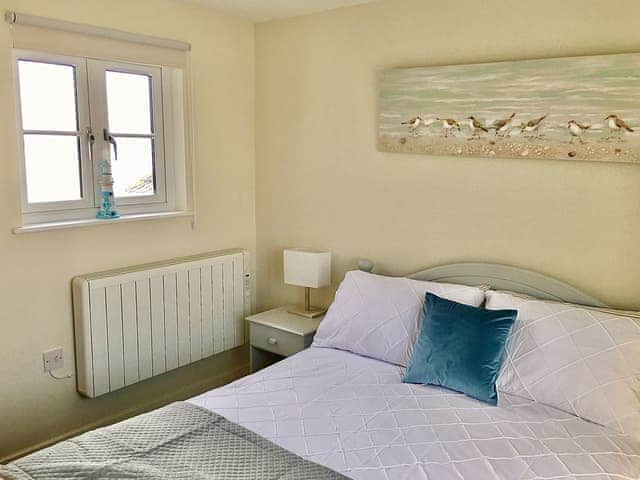 Double bedroom | Curlew, Point Clear Bay