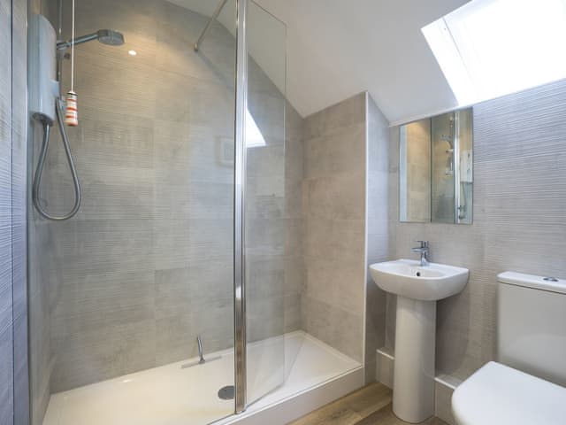 Shower room | Cuthbert Cottage, Craster