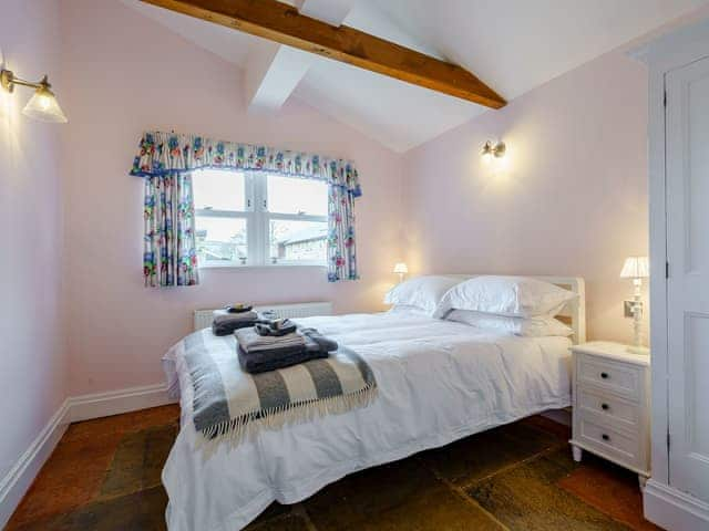 Double bedroom | Brookleigh Farm Cottage, Menston, near Ilkley