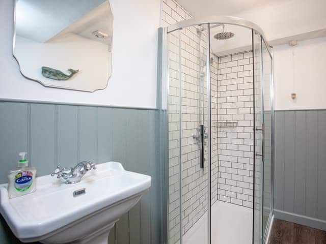 En-suite | The Old Farmhouse, Burridge