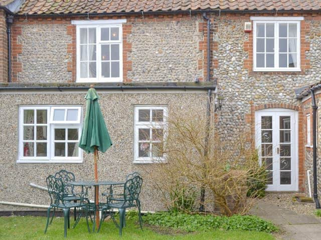 Exterior | Hollyhock Cottage - Blakeney Quayside Cottages, Blakeney, near Holt