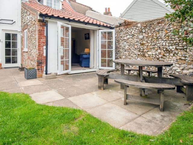 Patio | Half Penny Cottage, Docking, near Hunstanton