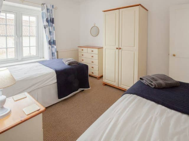 Twin bedroom | Half Penny Cottage, Docking, near Hunstanton