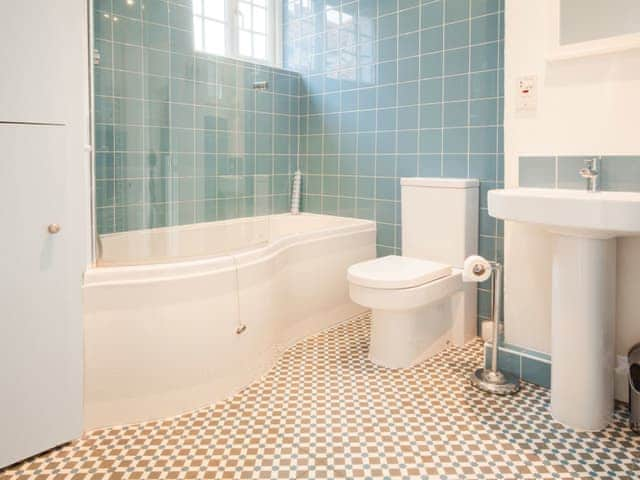 Bathroom | Half Penny Cottage, Docking, near Hunstanton