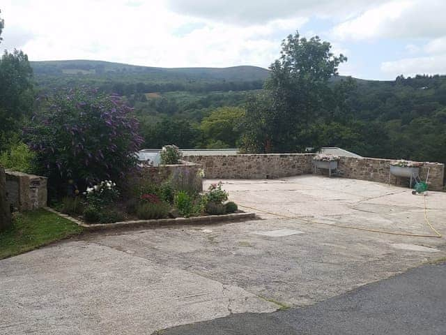 Parking | Shewte Farm, Bovey Tracey