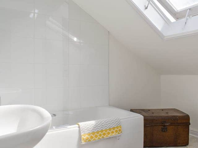 Bathroom | Capstone Reach, Ilfracombe