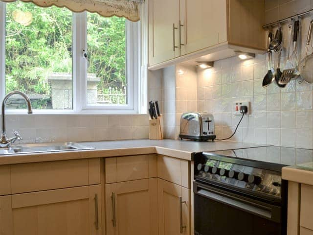 Kitchen | Meadowcroft Cottage, Bowness-on-Windermere