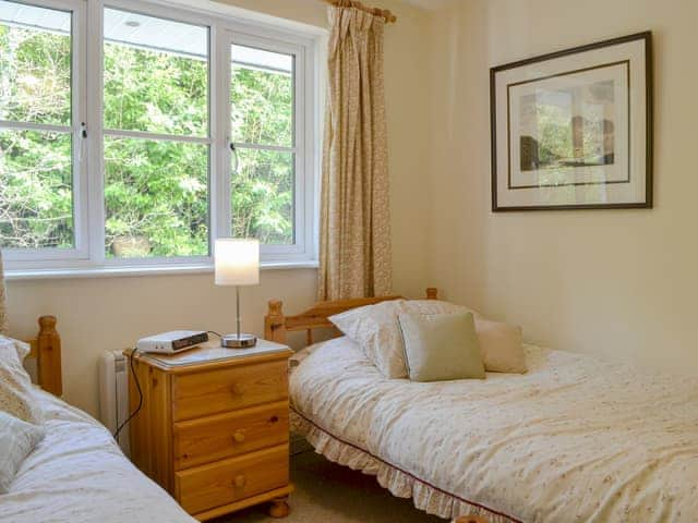 Twin bedroom | Meadowcroft Cottage, Bowness-on-Windermere