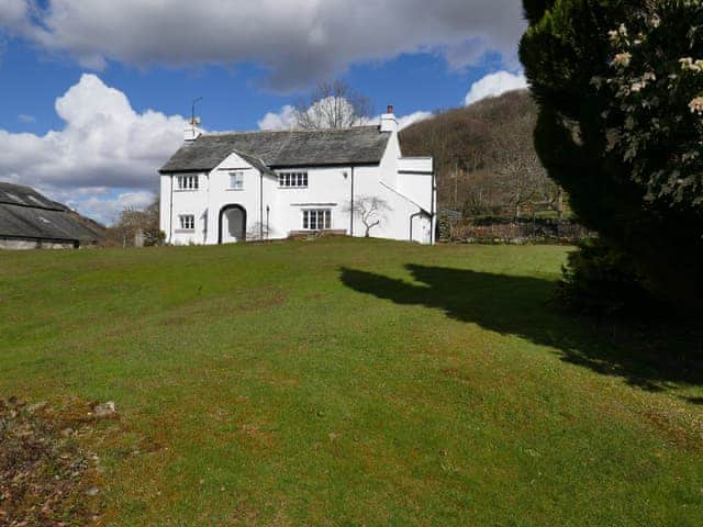 Exterior | Staveley Park - Staveley Park Holiday Cottages, Staveley