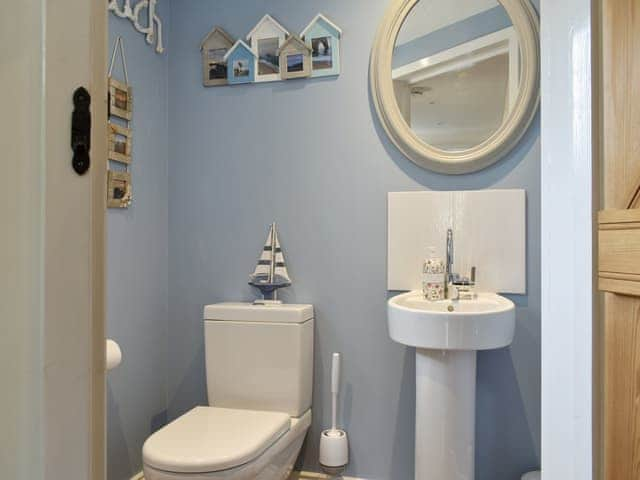 Downstairs toilet | Durdle Dreams, West Lulworth, near Wareham