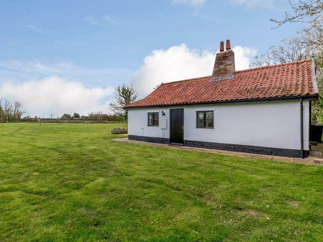 Exterior | Pettingalls Farm Cottage, Deopham Green, near Wymondham