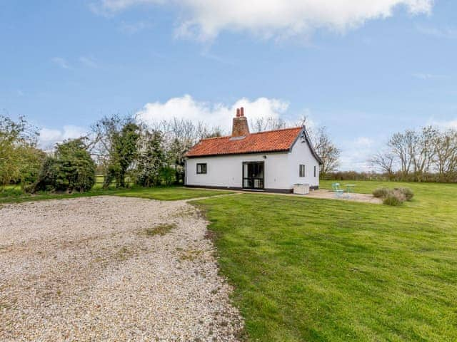 Exterior | Pettingalls Farm Cottage, Deopham Green, near Wymondham