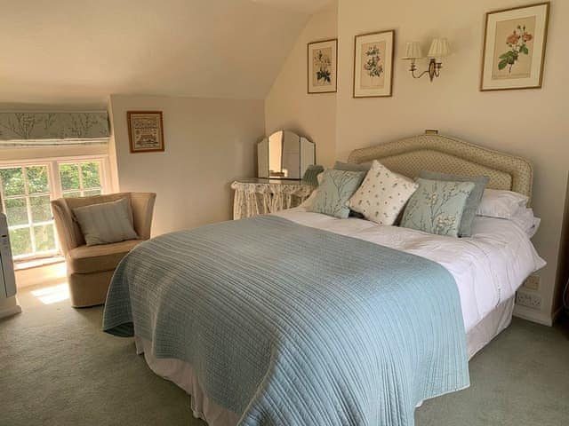 Double bedroom | Condurrow Cottage, Manaccan, near Helston