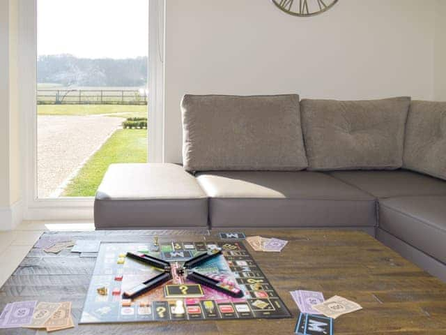 Living room/dining room | Puxton Lodge, Stodmarsh, near Canterbury