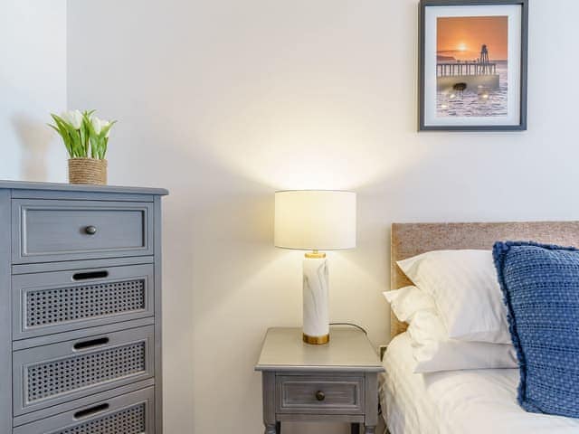 Twin bedroom | Pannett Place, Whitby