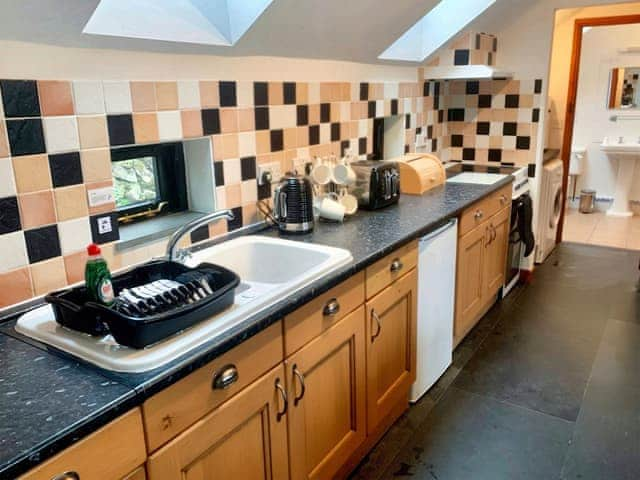 Kitchen | Delphy - Hallagenna Cottages, St Breward, near Bodmin