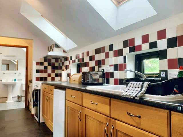 Kitchen | Old Barn Cottage - Hallagenna Cottages, St Breward, near Bodmin