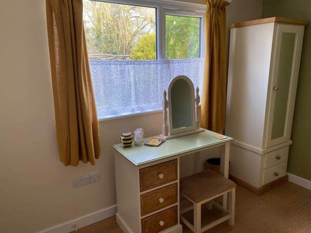 Double bedroom | Beekeeper&rsquo;s Cabin, Booton, Reepham