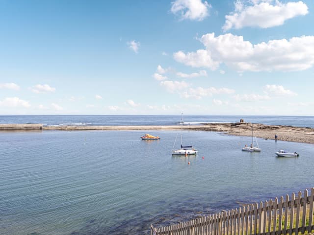 Surrounding area | Ladyburn House, Seahouses