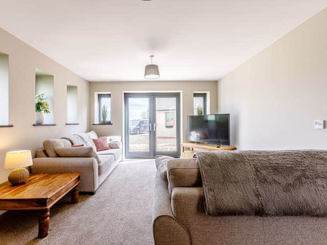 Living room | The Old Dairy - Quarry Hill Farm, Shipton-Under-Wychwood