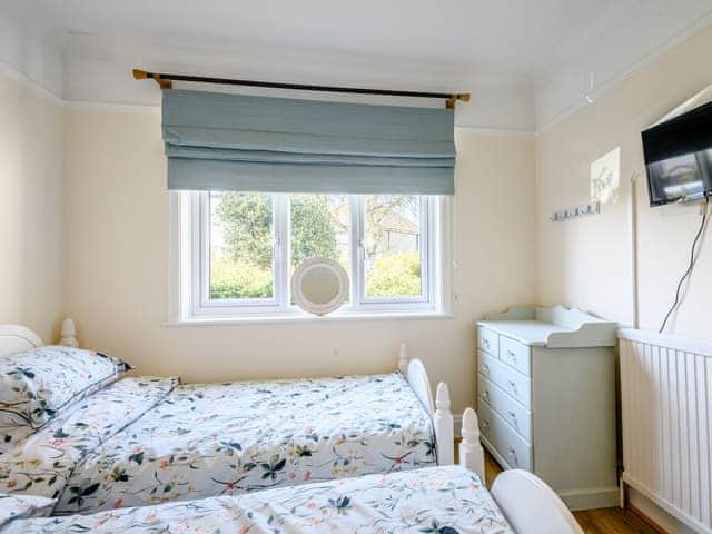 Twin bedroom | Grayson Avenue, Pakefield, near Lowestoft