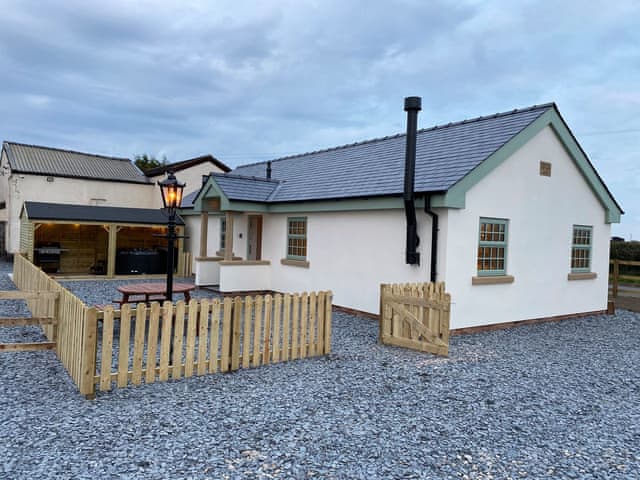 Exterior | Pointer Cottage, Stalmine, near Poulton-le-Fylde