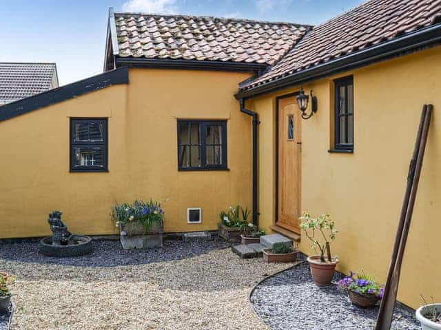 Exterior | Bradcar Farm Cottage, Shropham, near Attleborough