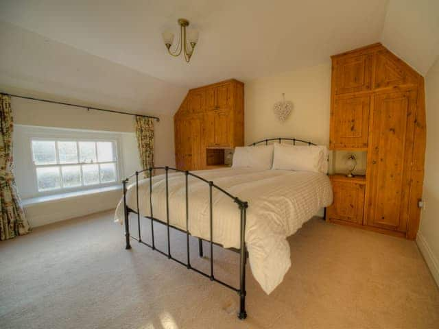 Double bedroom | Kings Head Cottage, Pickering