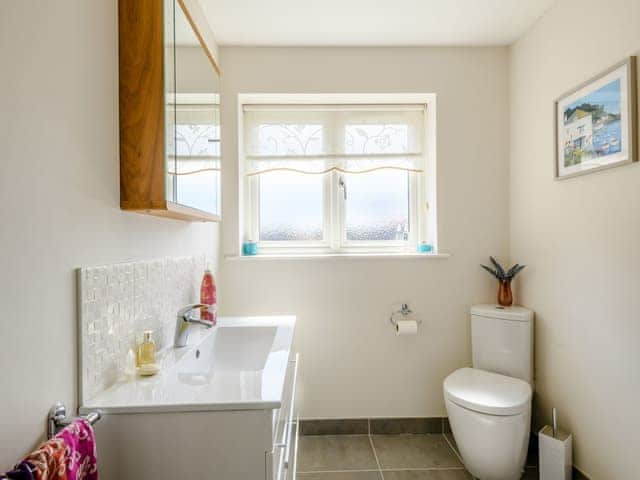 Shower room | Holly Lodge, Hemsby