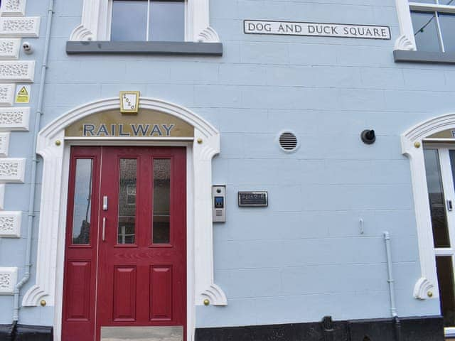 Exterior | Sir Nigel Gresley, Flamborough