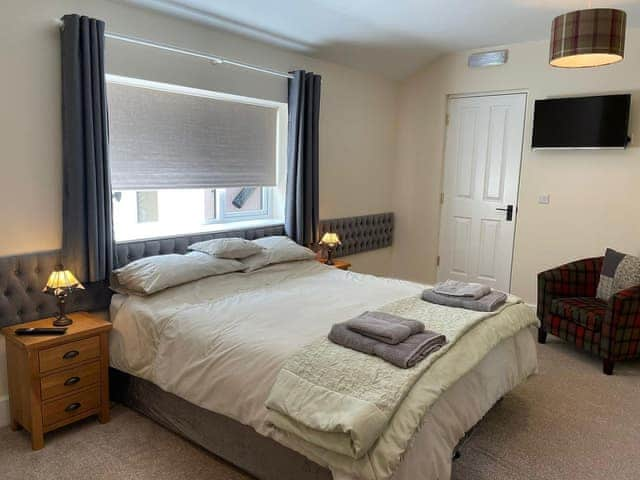 Double bedroom | The Old Kitchen - The Old School House Accommodation, Burwarton, near Bridgnorth 