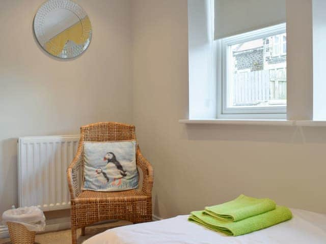 Twin bedroom | Ingram Cottage, Bamburgh