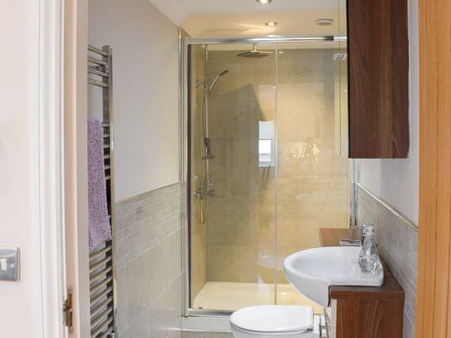 Shower room | Ingram Cottage, Bamburgh