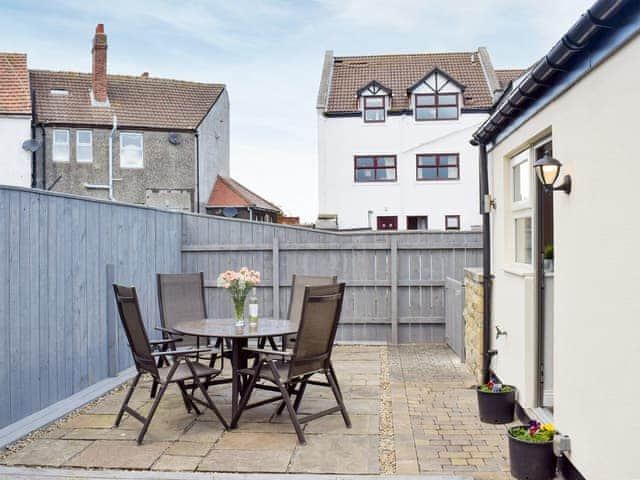 Sitting-out-area | Ingram Cottage, Bamburgh