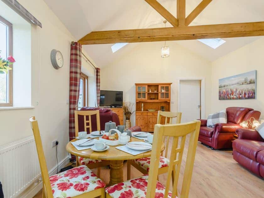 Open plan living space | Bluebell - Clapham Holme Farm Cottages, Great Hatfield, near Hornsea