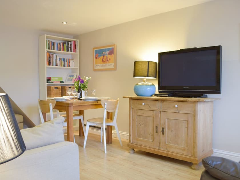 Living room/dining room | Bryn Lodge, Hook, near Haverfordwest