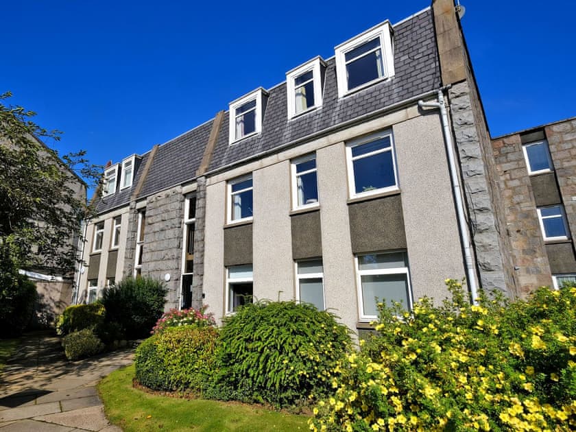 57 Claremont Gardens in Aberdeen