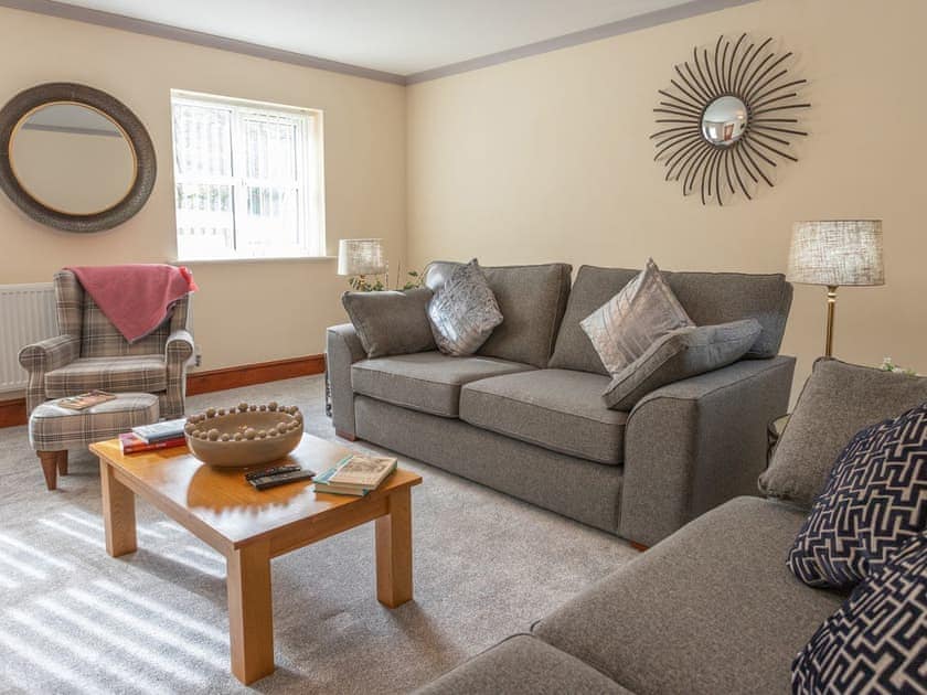 Sitting room | Sycamore Cottage - Graiglwyd Springs Holiday Cottages, Penmaenmawr, near Conwy