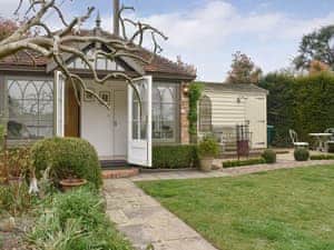 Exterior | The Little Cottage, Fittleworth, near Chichester