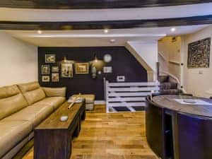 Interior | Speedy&rsquo;s Cottage, Whitby