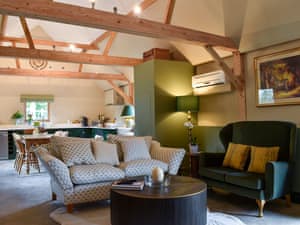 Open plan living space | Cosy Cottage - Midgham Long Copse, Midgham, near Fordingbridge
