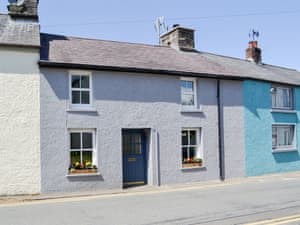 Exterior | Troedyrhiw Isaf, Tregaron