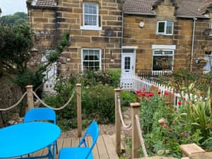 Exterior | Quaker&rsquo;s Cottage, Skinningrove, near Saltburn-by-the-Sea