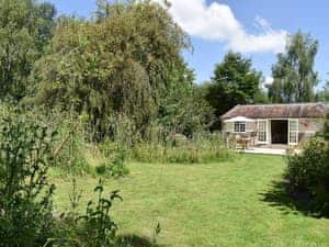 Exterior | Duck Cottage, Winterbourne Dauntsey, near Salisbury