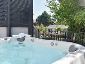 Hot tub | The White House Retreat, Worthing