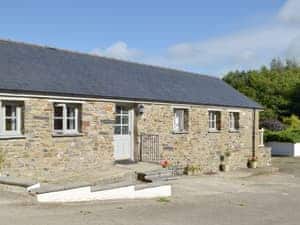 Exterior | Troed Y Rhiw, Aberporth